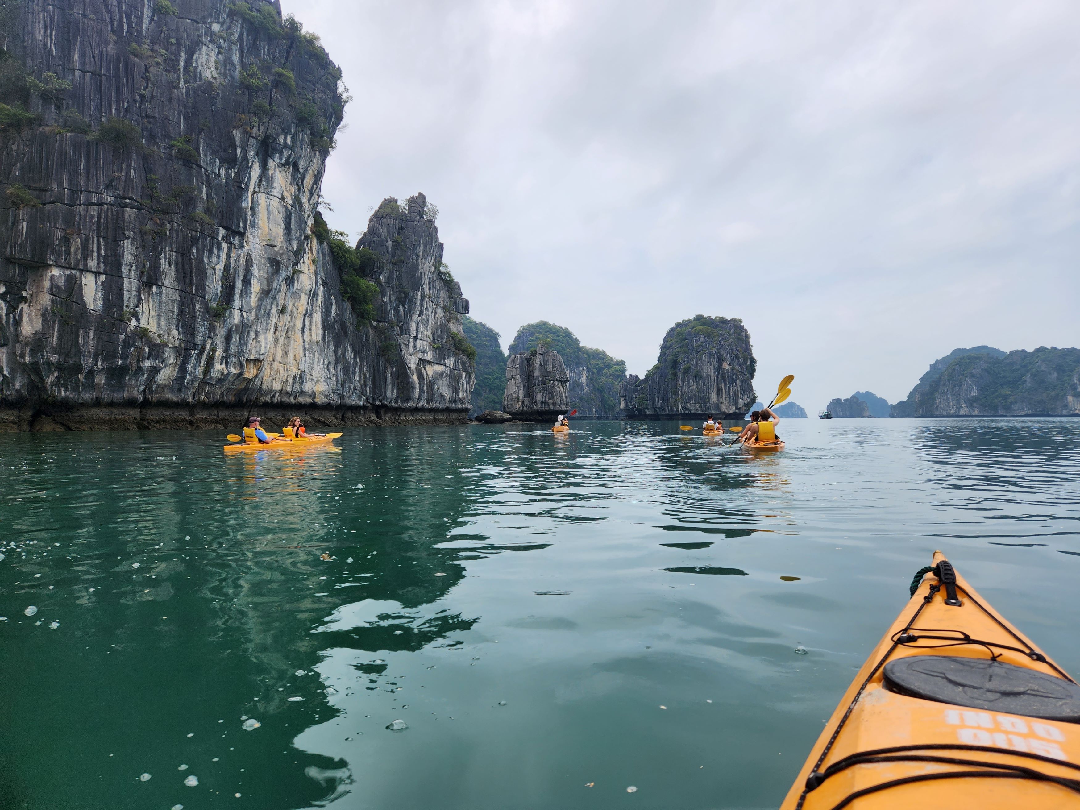 Kayaking Bai Tu Long Bay