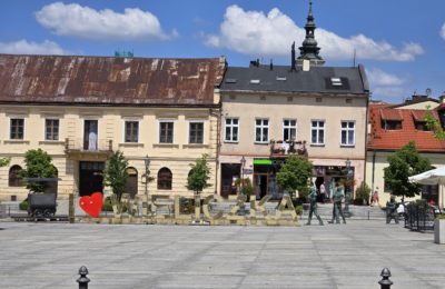 How to take a Fun Day Trip to Wieliczka from Krakow (Salt Mines & Winery)