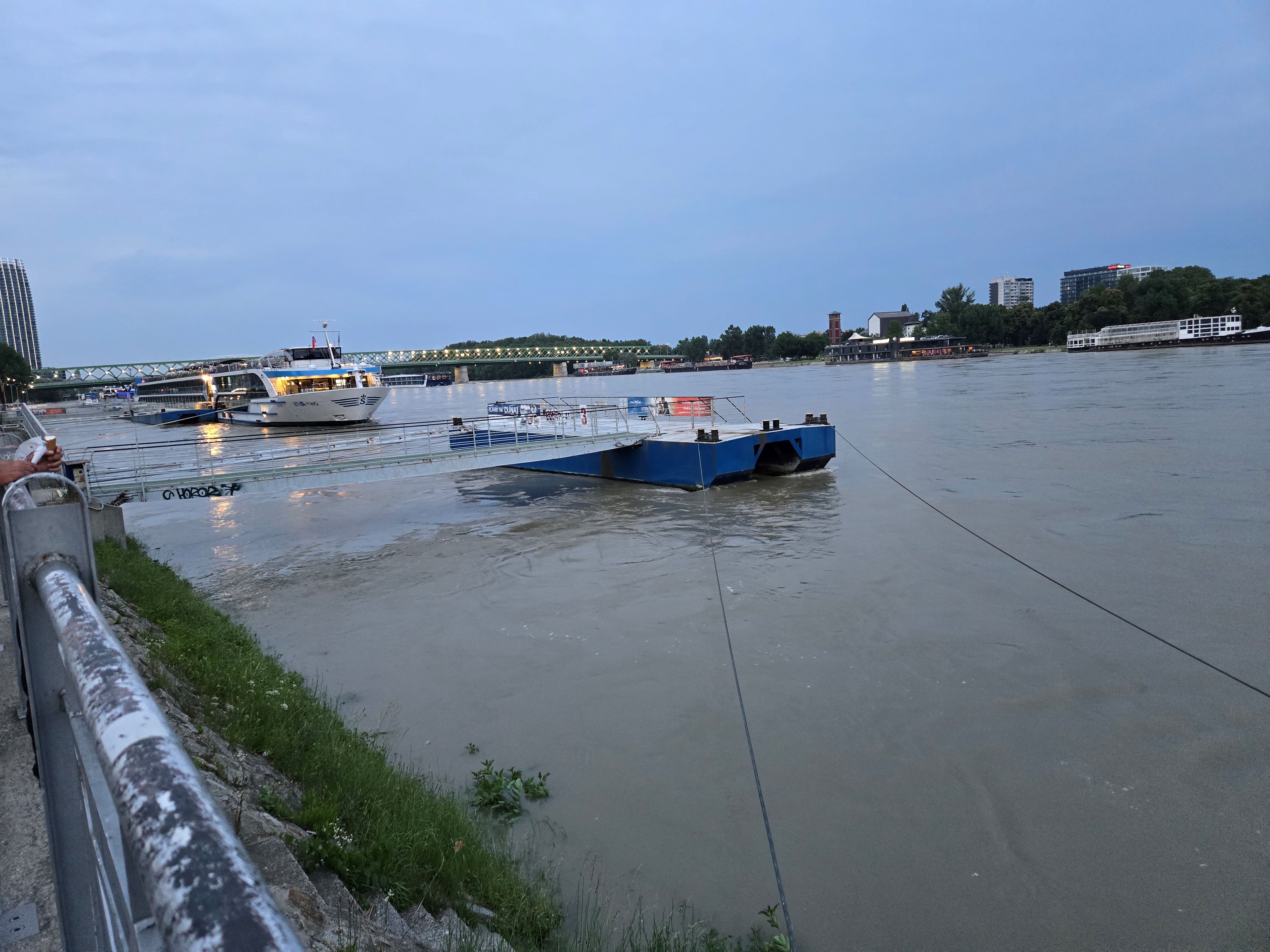 Danube Riverbank, Bratislava