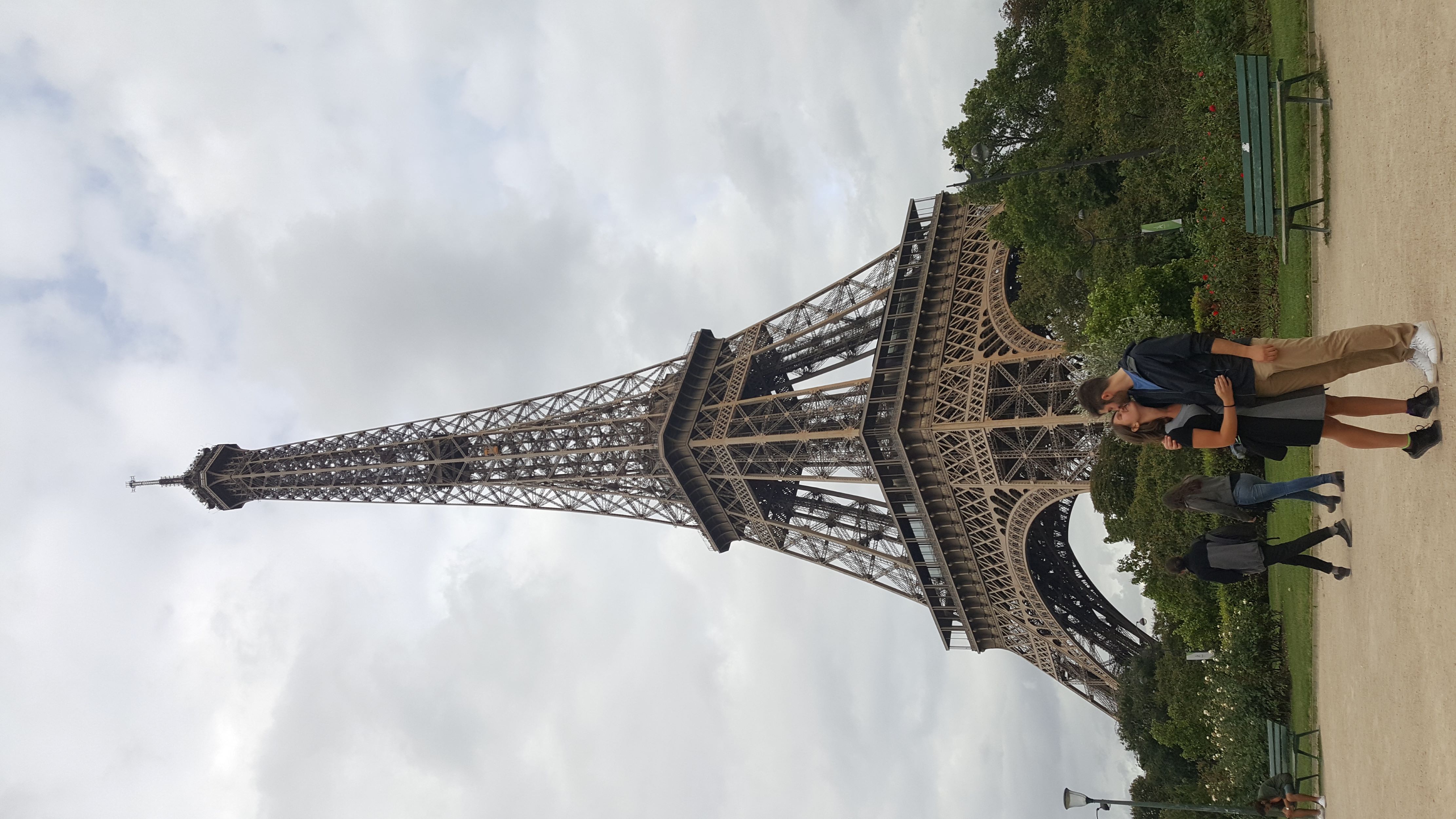 Kissing under the Eiffel Tower