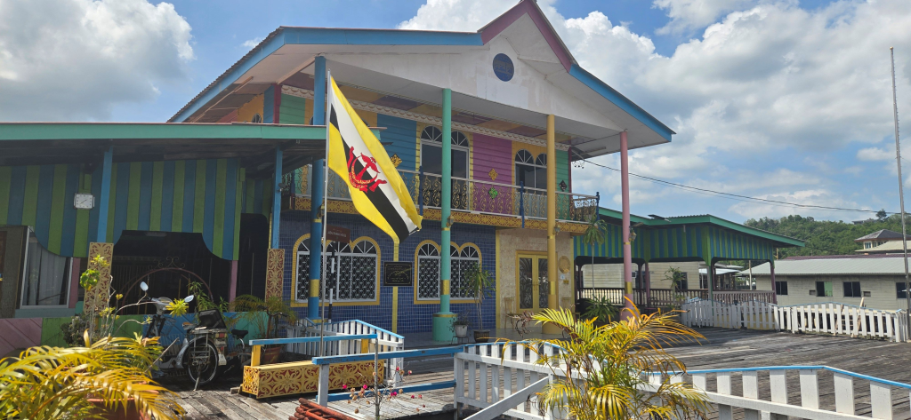 Kampang Ayer Stilt Village